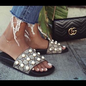 Gucci pursuit pearl slides